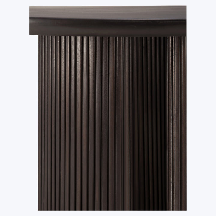 Roller Max Dining Table