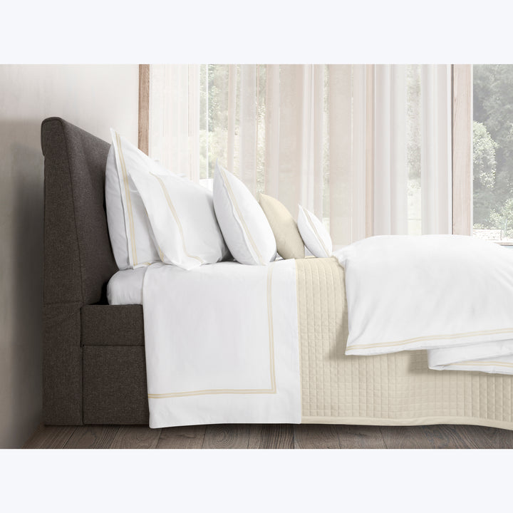 Mylos Duvet + Sham White/Ivory / Duvet / Twin