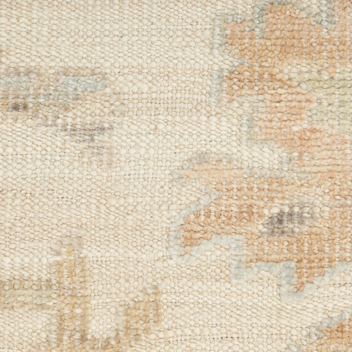 Traditional Wool Rug Ivory / 9' x 12'