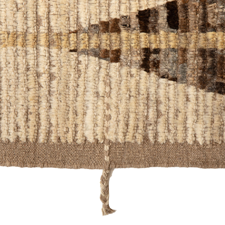 Zameen Transitional Wool Rug - 4'2" x 6'6"