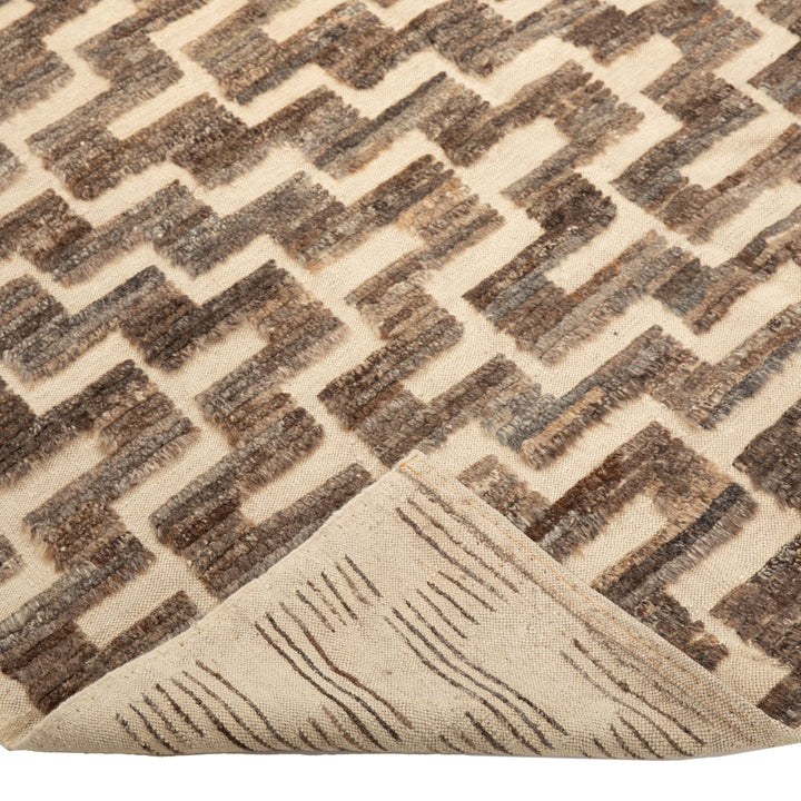 Zameen Transitional Wool Rug - 5'2" x 7'7"