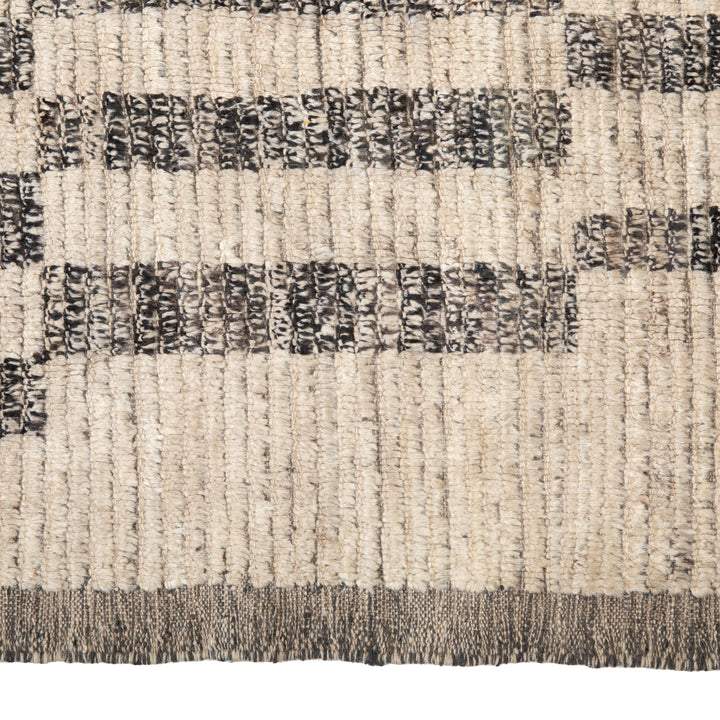 Zameen Transitional Wool Rug - 6'2" x 9'1"