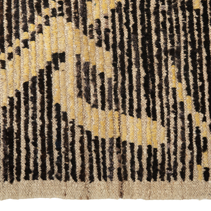 Zameen Transitional Wool Rug - 6'9" x 9'3"