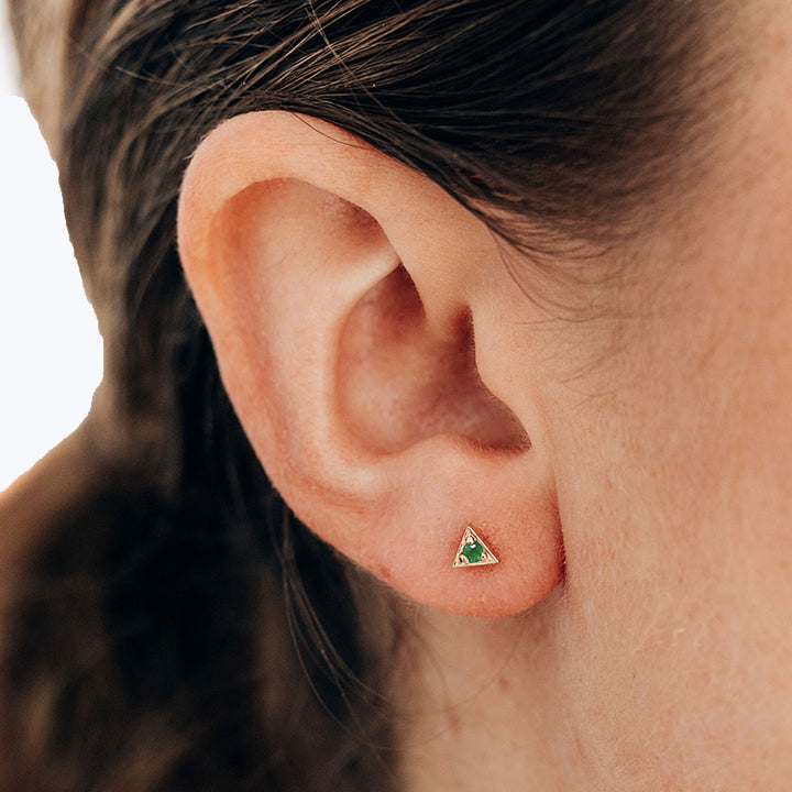 Cléo Triangle Emerald Single Stud