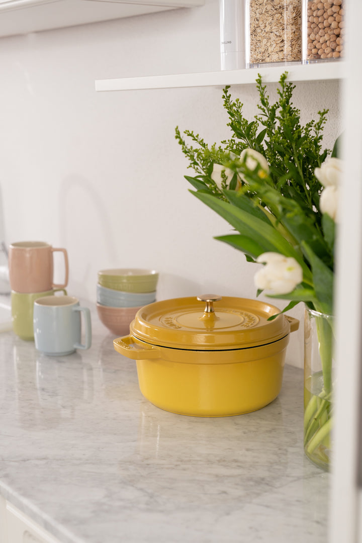 5.5 qt Round Dutch Oven